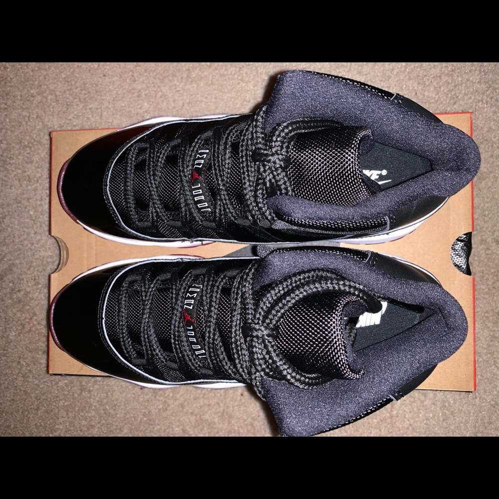 NIB Air Jordan Retro 11 “Bred” size - 7Y - Picture 4 of 6